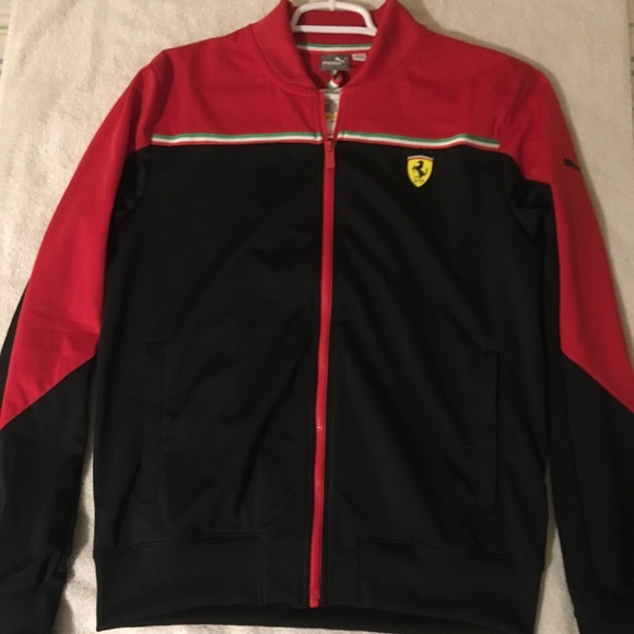 PUMA X FERRARI JACKET LIMTED RELEASE - Picture 2 of 5